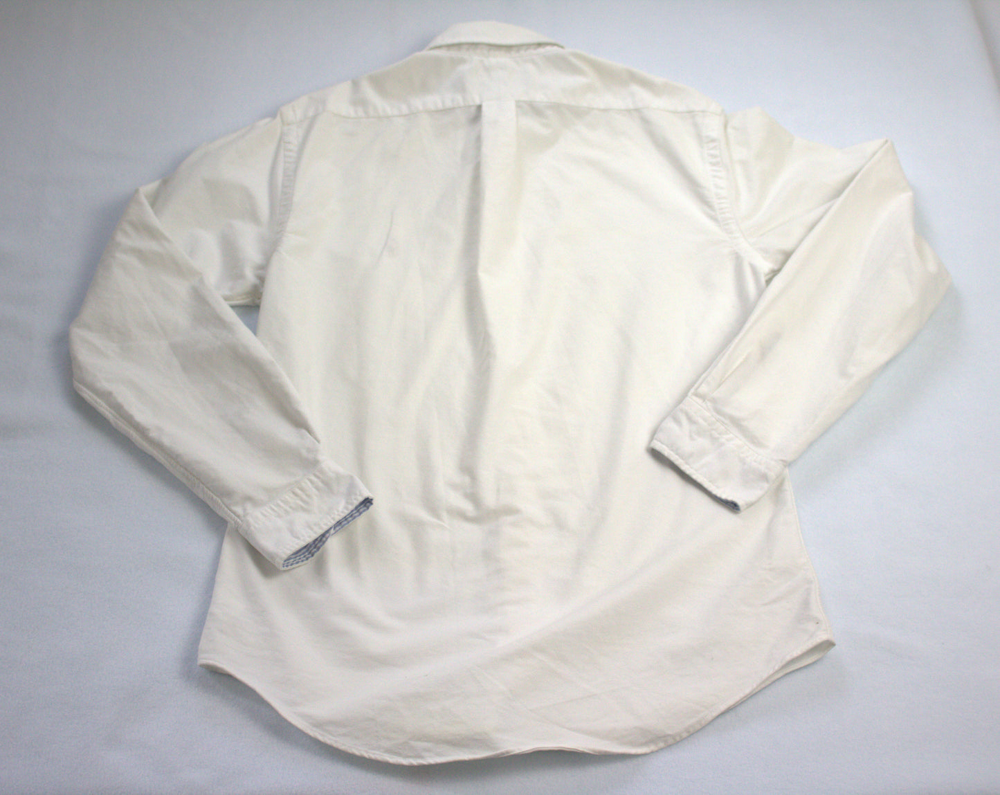 Ralph Lauren, White, Button down Smart Collar, Slim Fit size Medium, Used - Medium Condition